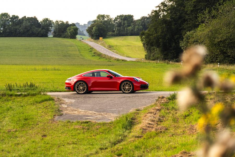  Porsche 911 Carrera (992) 2019 года  (WW) (фото 48 из 148)